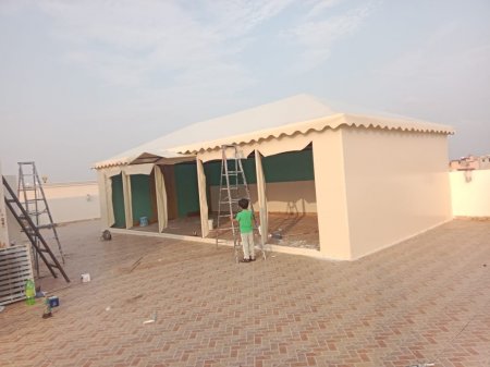 تجديد خيام بيوت الشعر الملكية 